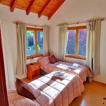 Cabana Los 3 Angeles En Barrio Las Moras San Martín de los Andes Exterior photo